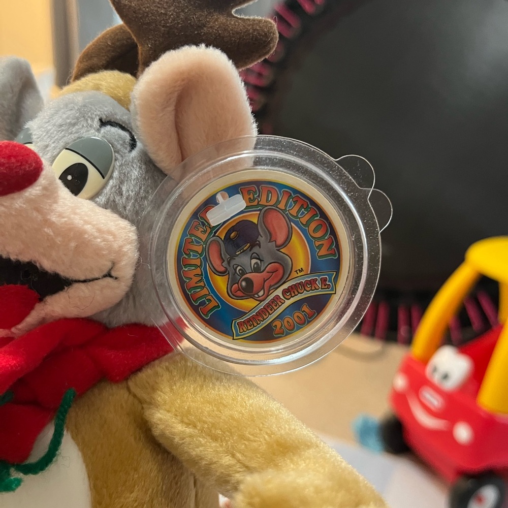 Vintage 2001 Chuck E Cheese a reindeer plush NWT - Picture 2 of 7